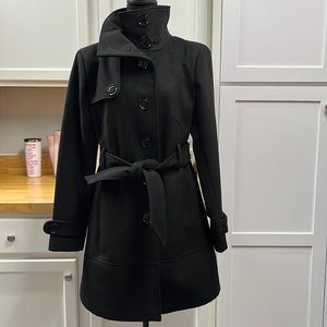 La Nouvelle Renaissance Black Peacoat